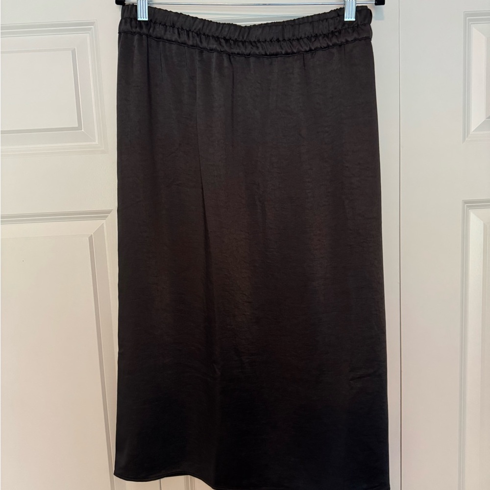 GAP Classic Black A-Line Midi Skirt